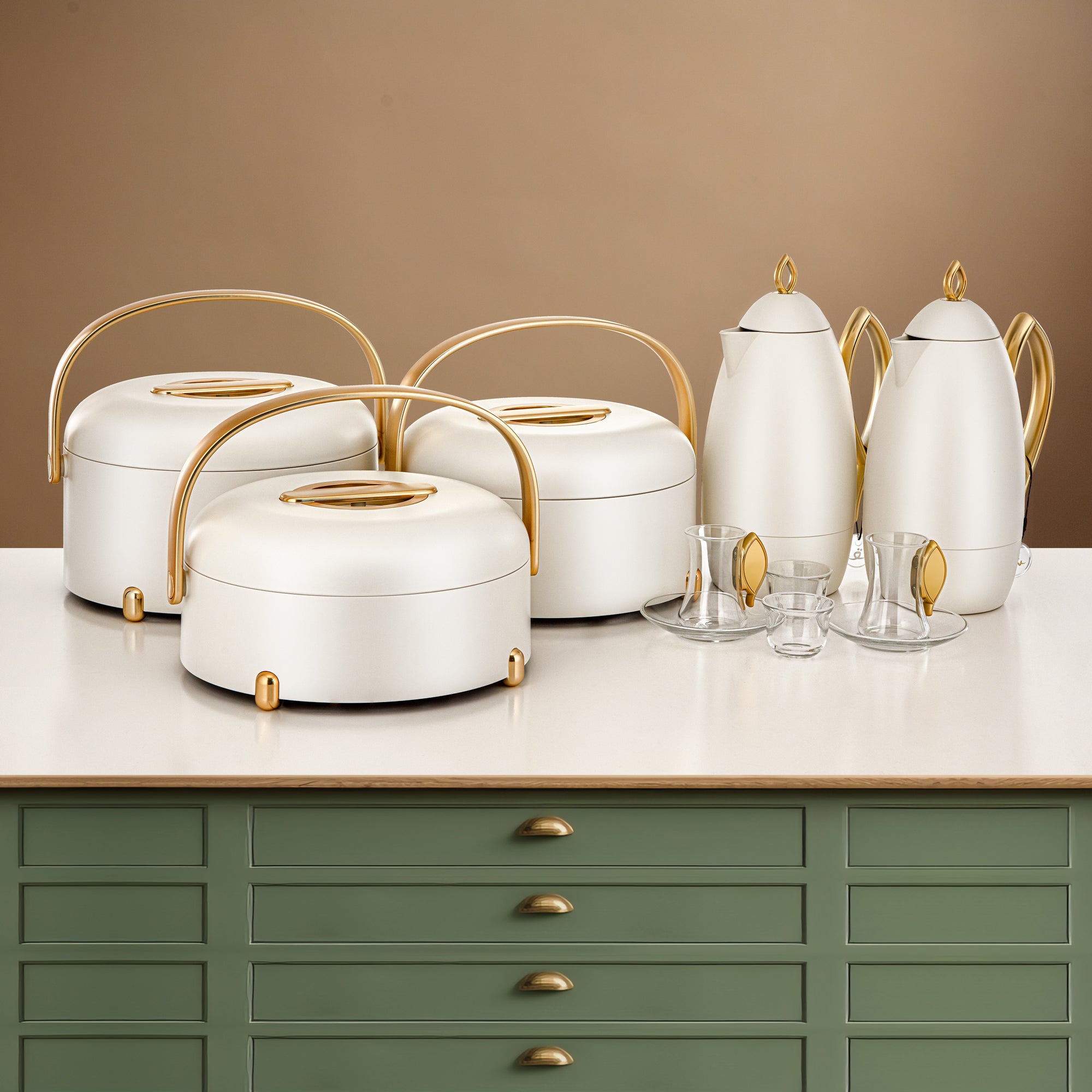 Almarjan Serving Set 24-Piece Matt Ivory & Gold