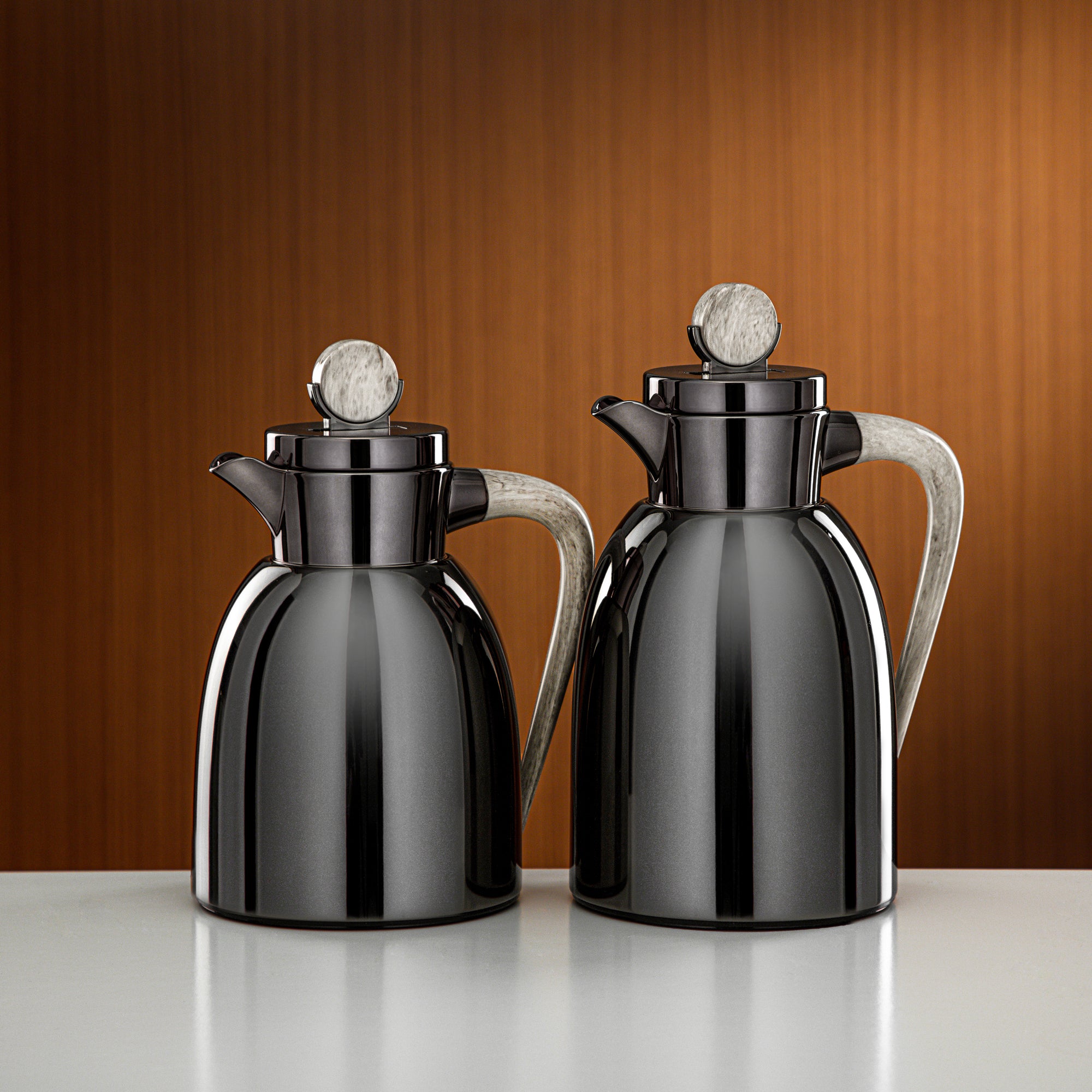 Almarjan Vacuum Flask Set 0.7L & 1L Gun Black & Marble