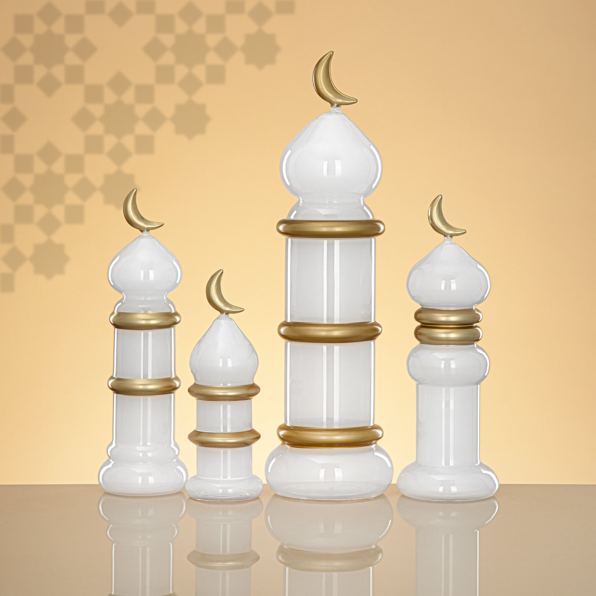 Almarjan Minaret Table Decoration 24cm x 7cm White with Golden Lines & Crescent Moon – Noor Al Layali