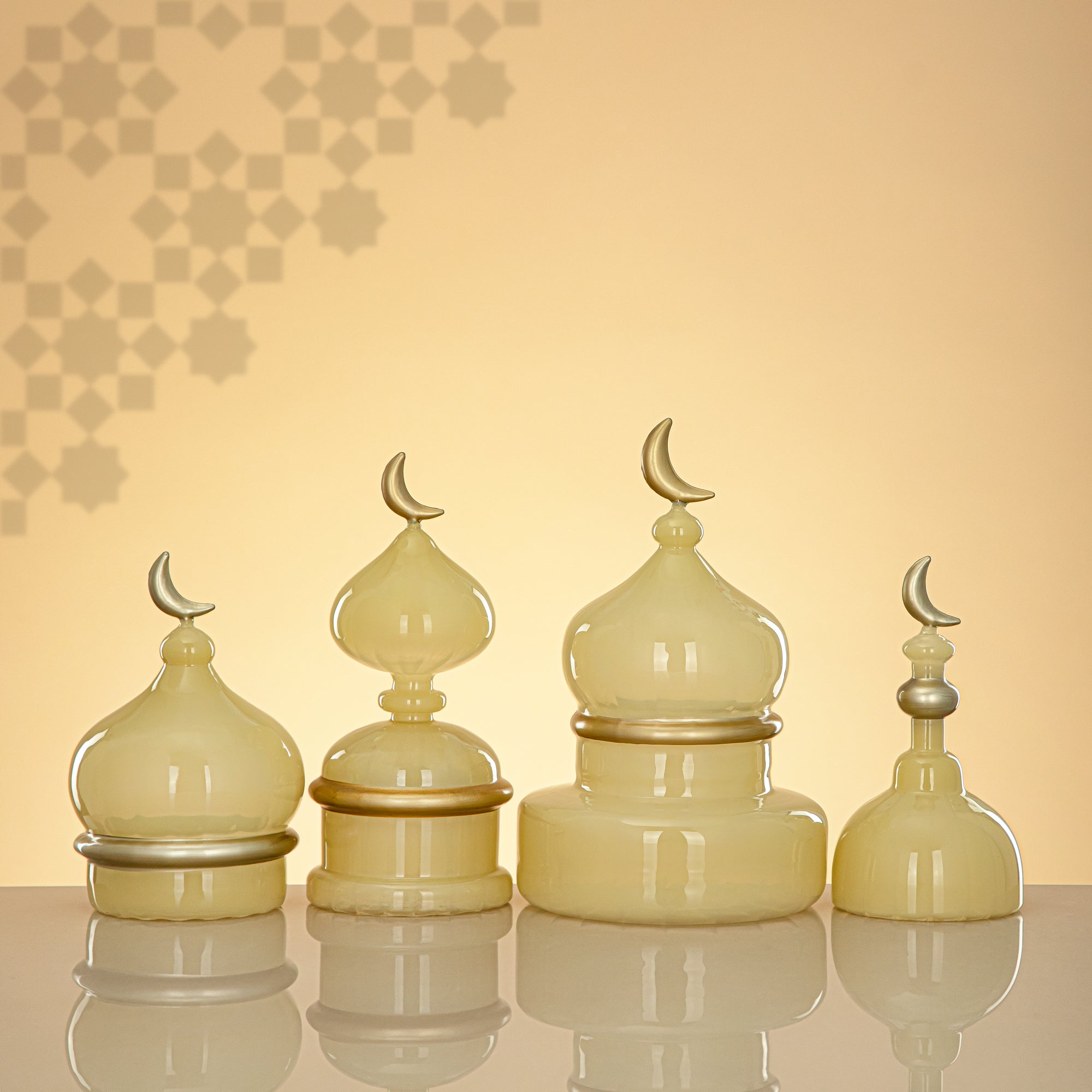 Almarjan Minaret Table Decoration 22cm x 10cm Ivory with Golden Lines & Crescent Moon – Noor Al Layali