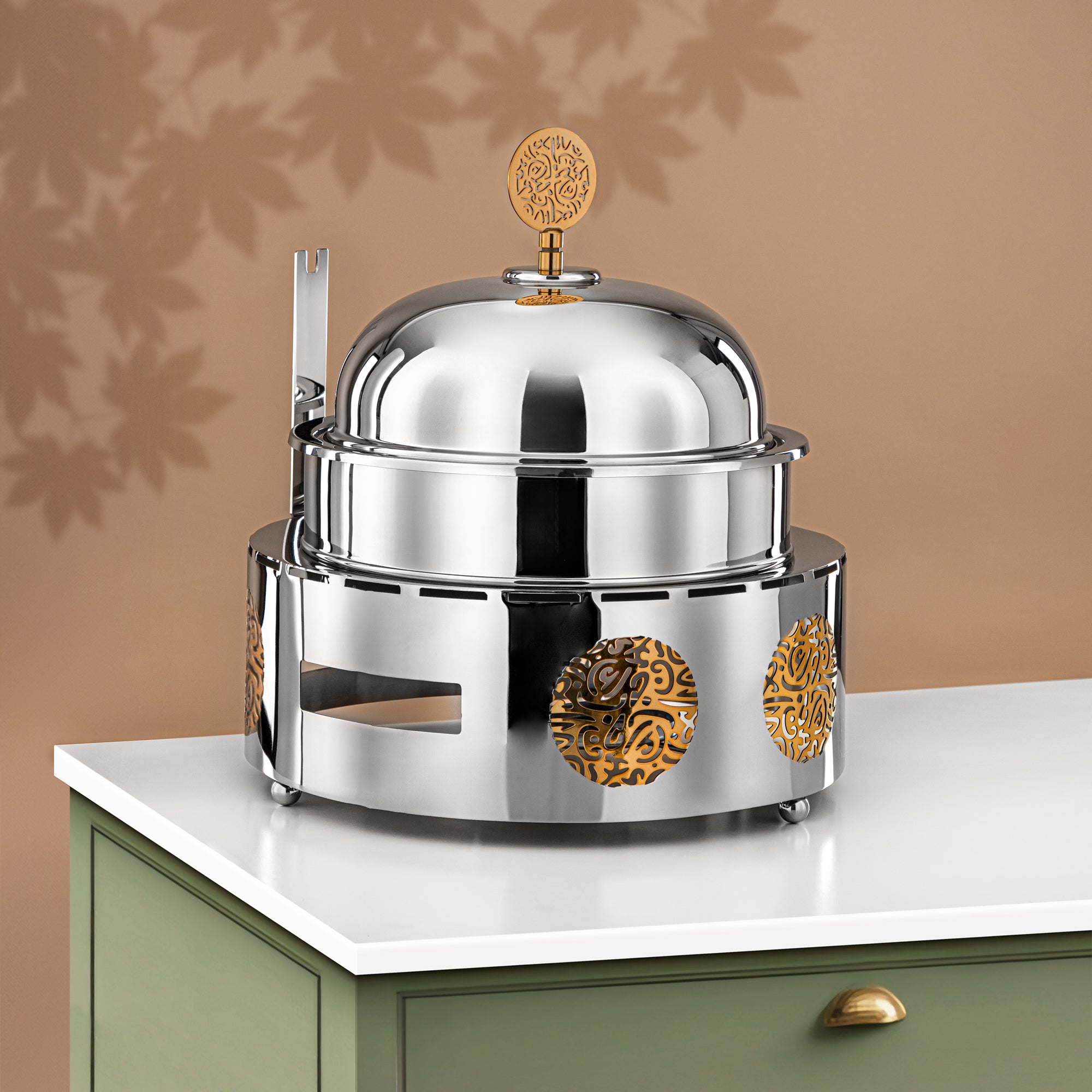Almarjan Chafing Dish Stainless Steel 5L Silver & Gold (MD-3015A) - Stylish Serveware