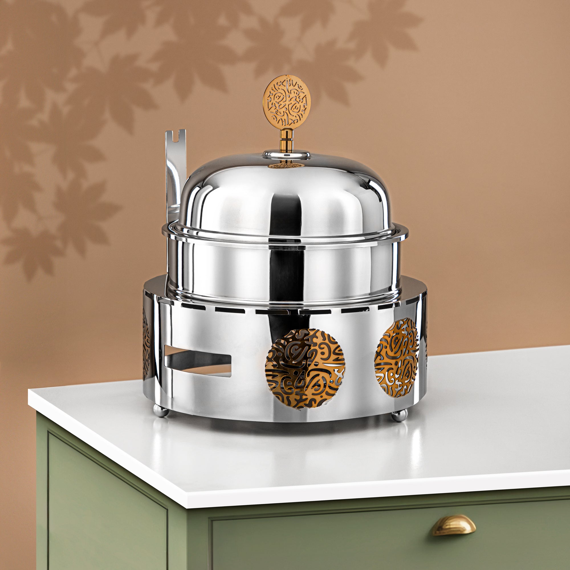 Almarjan Chafing Dish Stainless Steel 3L Silver & Gold (MD-3015B) - Stylish Serveware