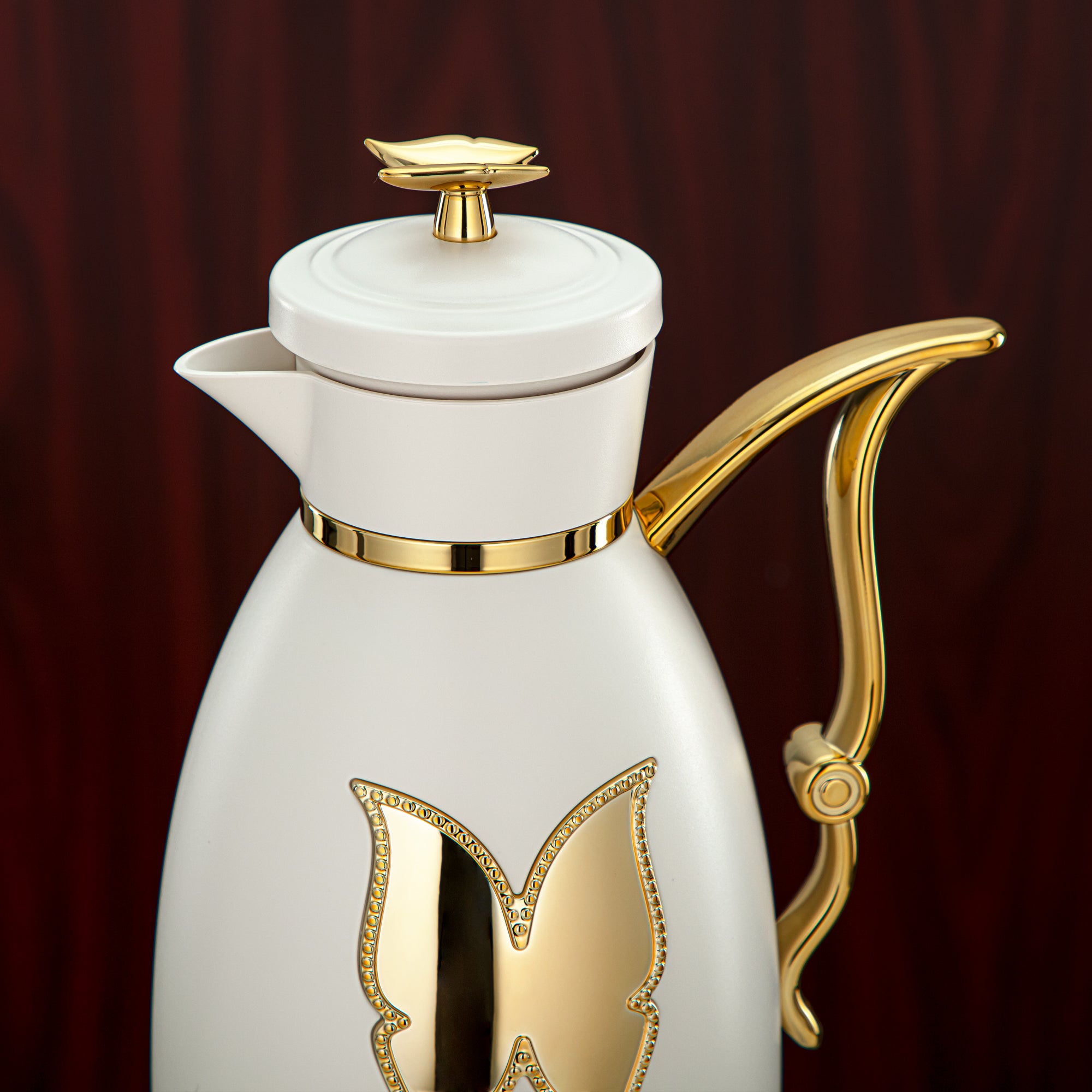 طقم ترامس المرجان بلاستيك زر ضغط 0.7 لتر + 1 لتر عاجي وذهبي (SM-2C142-070/100 IV/G) - زجاجة شاي وقهوة