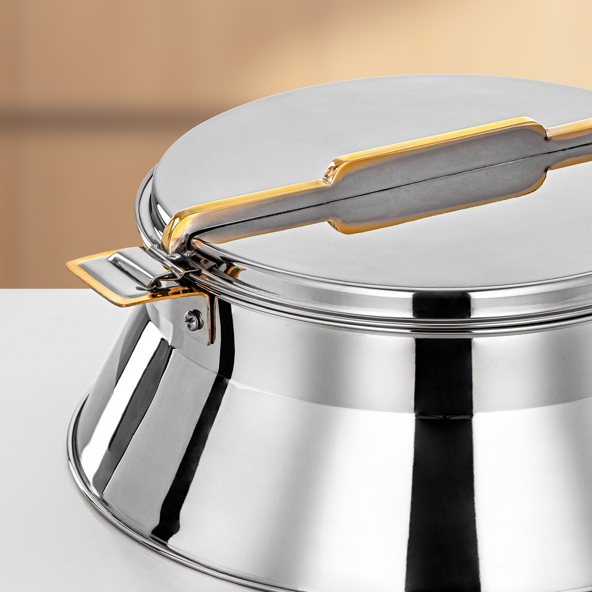 Almarjan Hot Pot Stainless Steel, 25CM (3000ML), Silver & Gold (H25PG8) - Dalal Collection