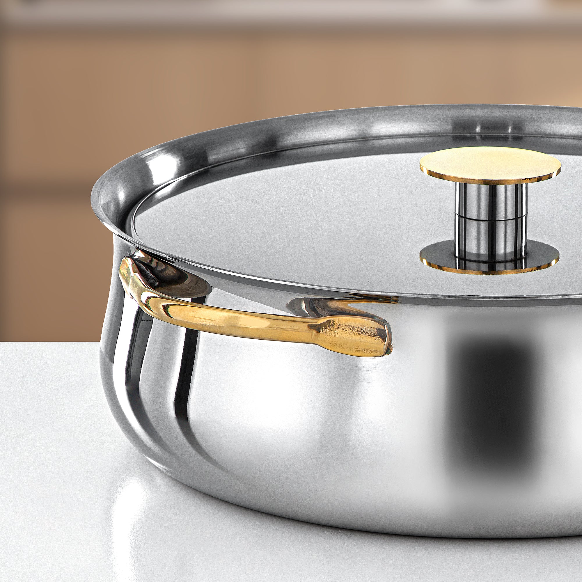 Almarjan Hot Pot Stainless Steel, 35CM (6000ML), Silver & Gold (H25PG15) - Jawaher Collection