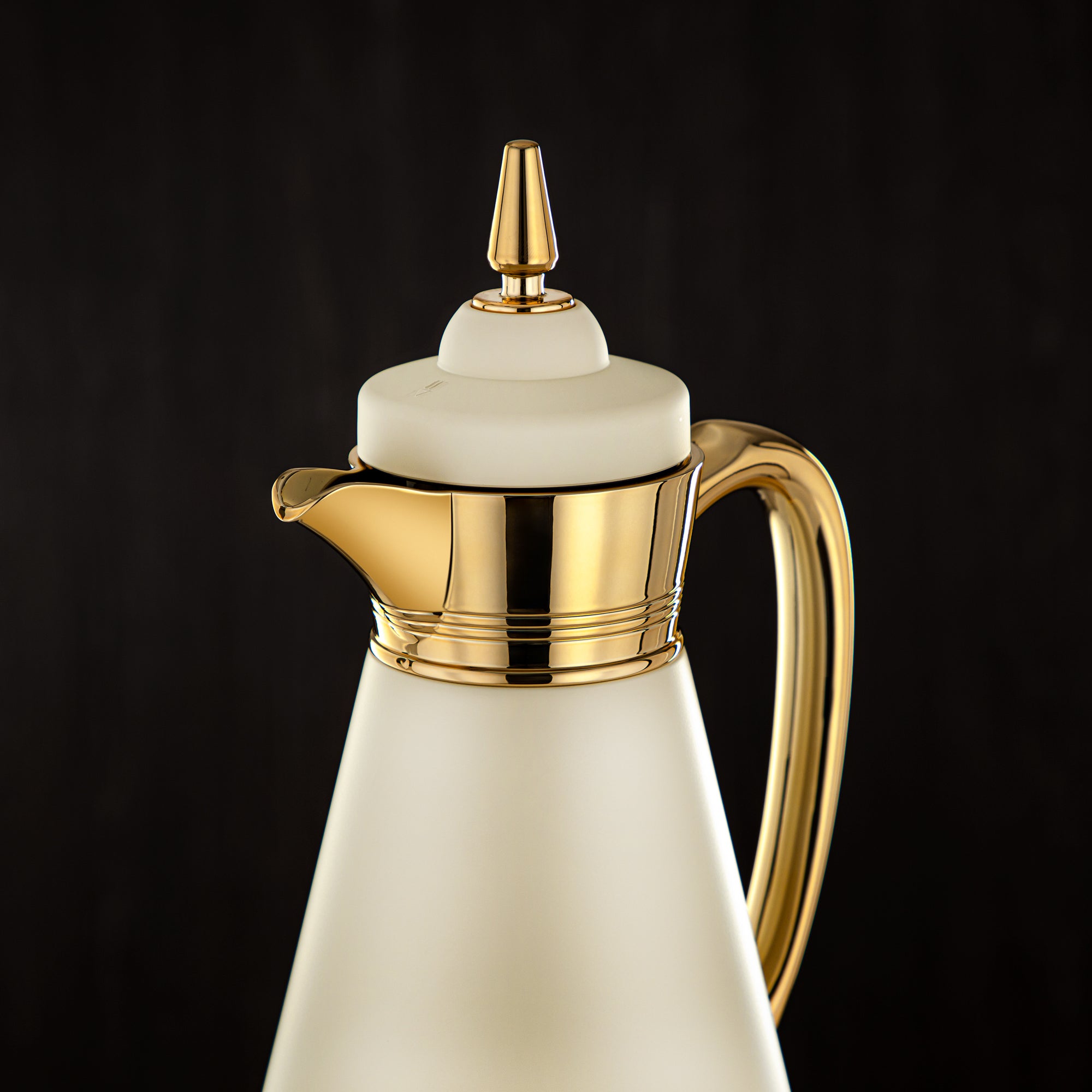 Almarjan Vacuum Flask Set, 0.7L + 1L, Beige & Gold (UBC-A0700/B1000 Q305YZC95) - Ramadan Serveware