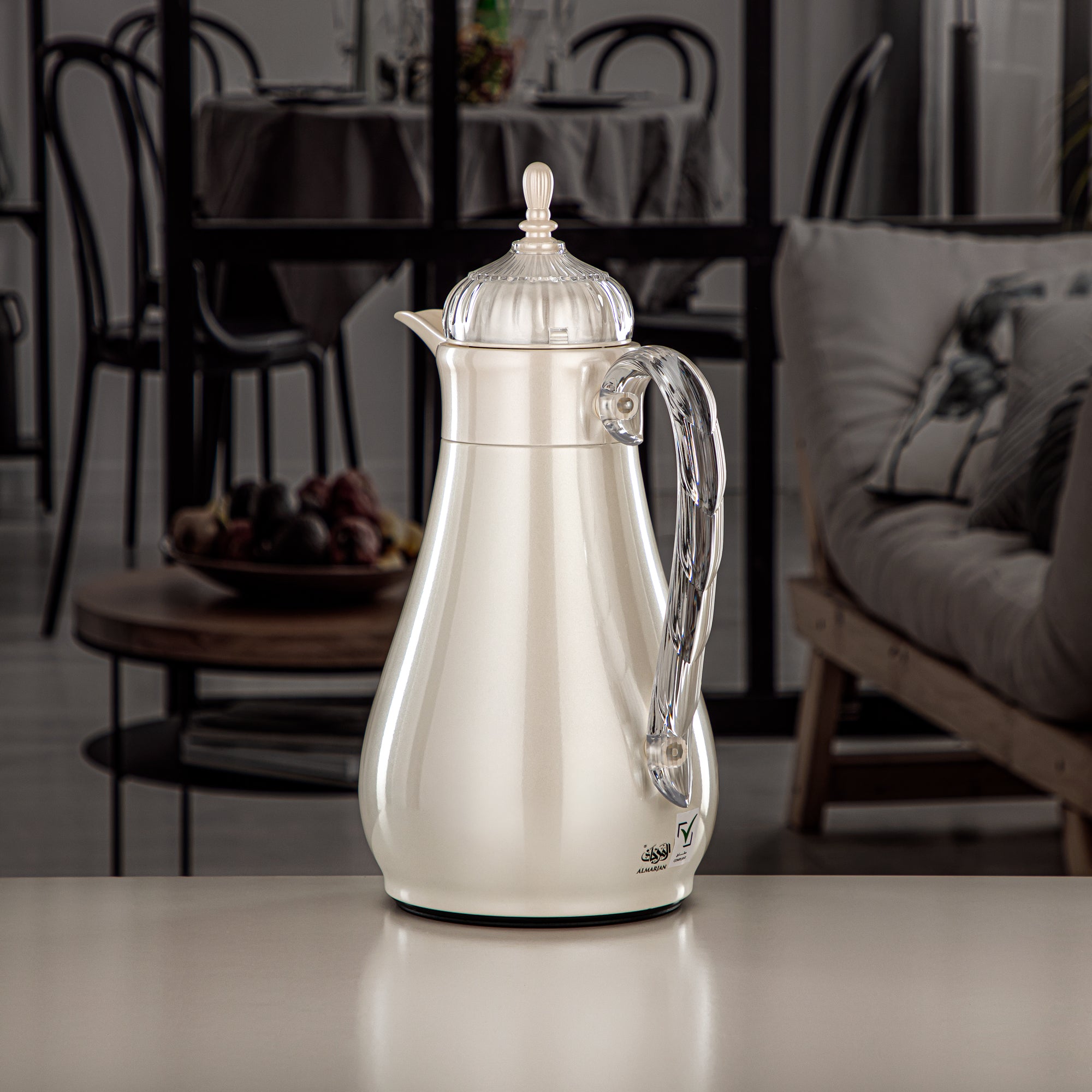 مجموعة طقم ترامس ألماجان، زر ضغط، 0.7 لتر + 1 لتر، أبيض لؤلؤي وشفاف (FG810-070/100 PW/TR) - مجموعات ترمس أنيقة