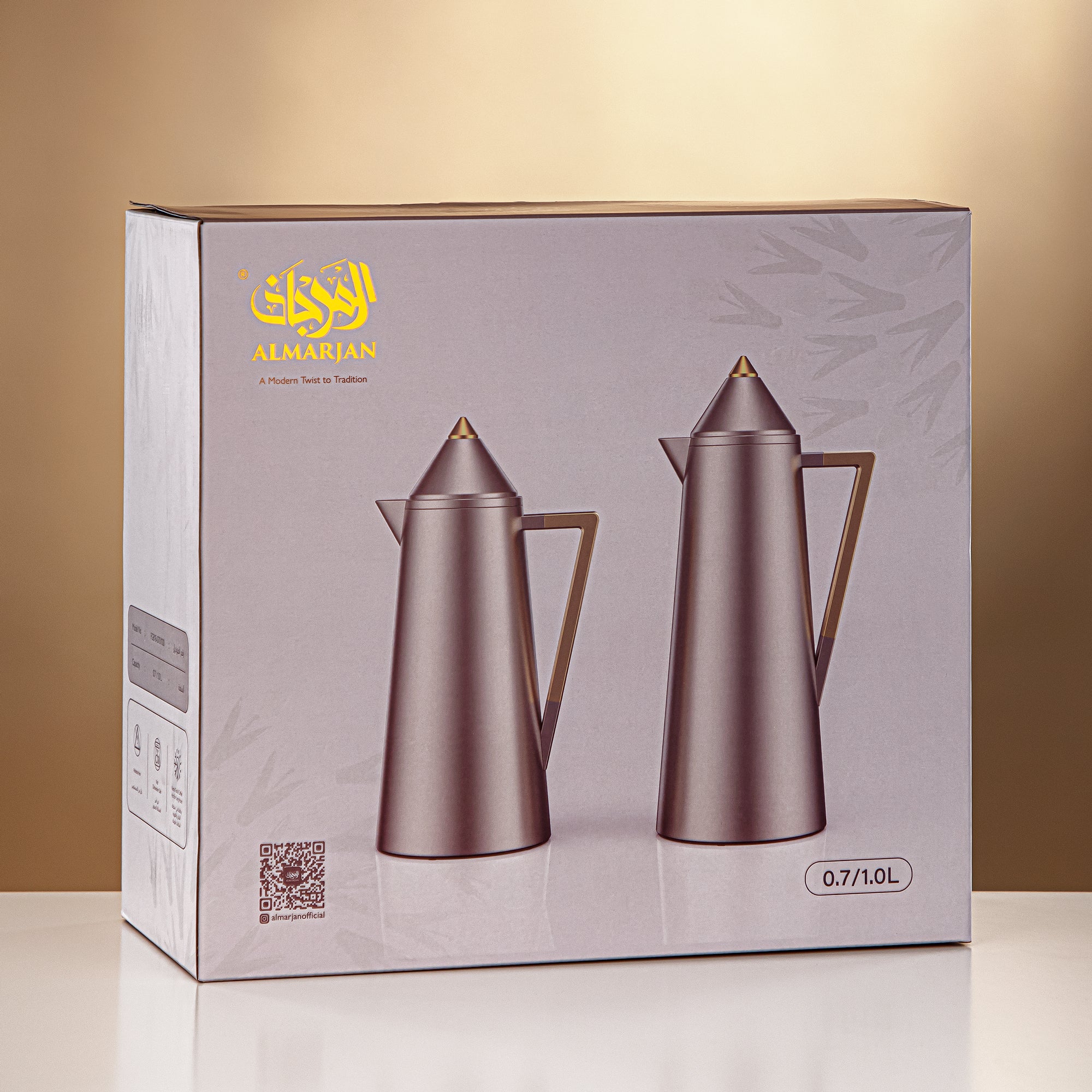 Almarjan Vacuum flask 0.7L + 1.0L Gun black & gold (FG818-070/100 GBL/G)