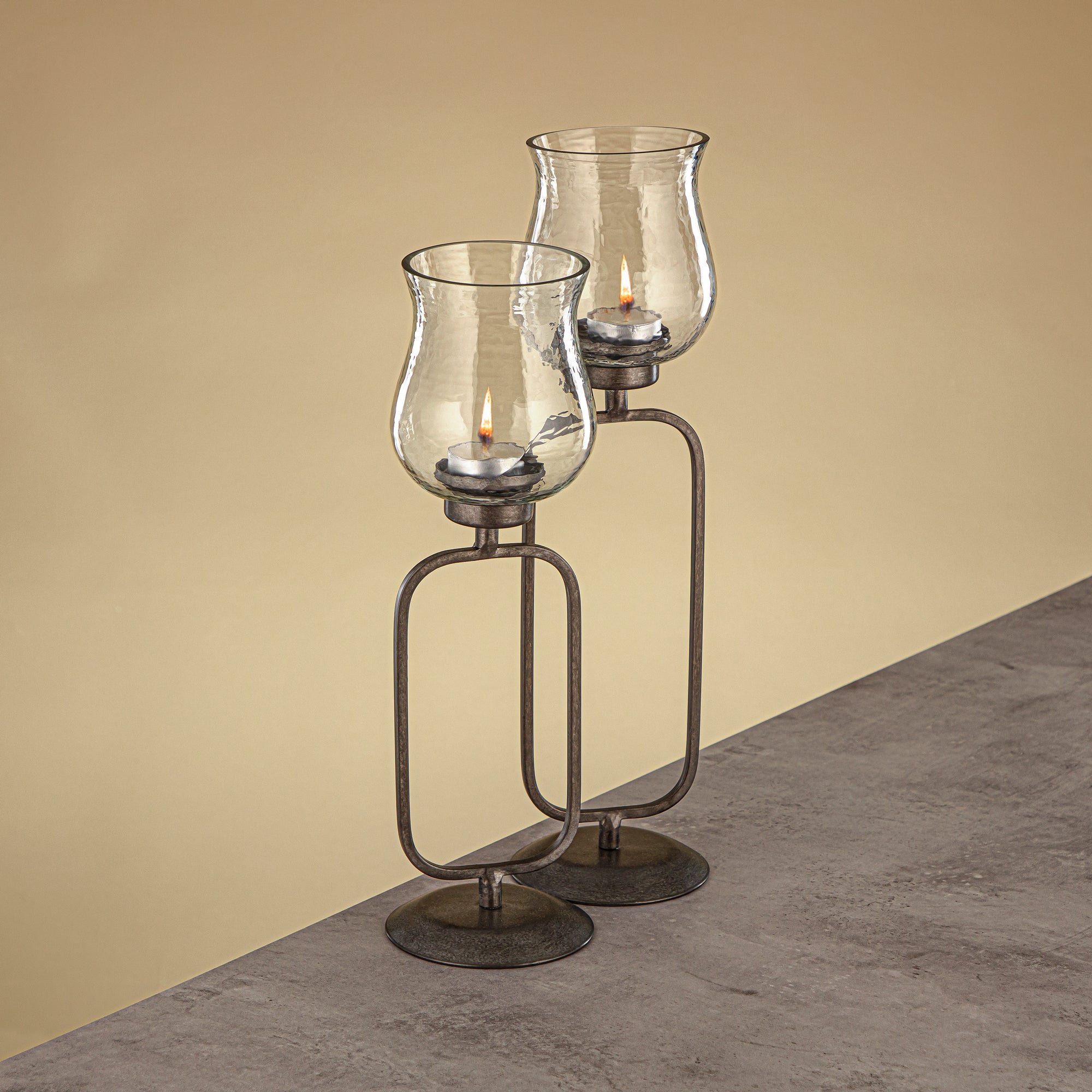 Almarjan Elemental Votive Holder Hammered Clear Glass 11x11x36 CM Vintage Silver Stand (GMT2960012)