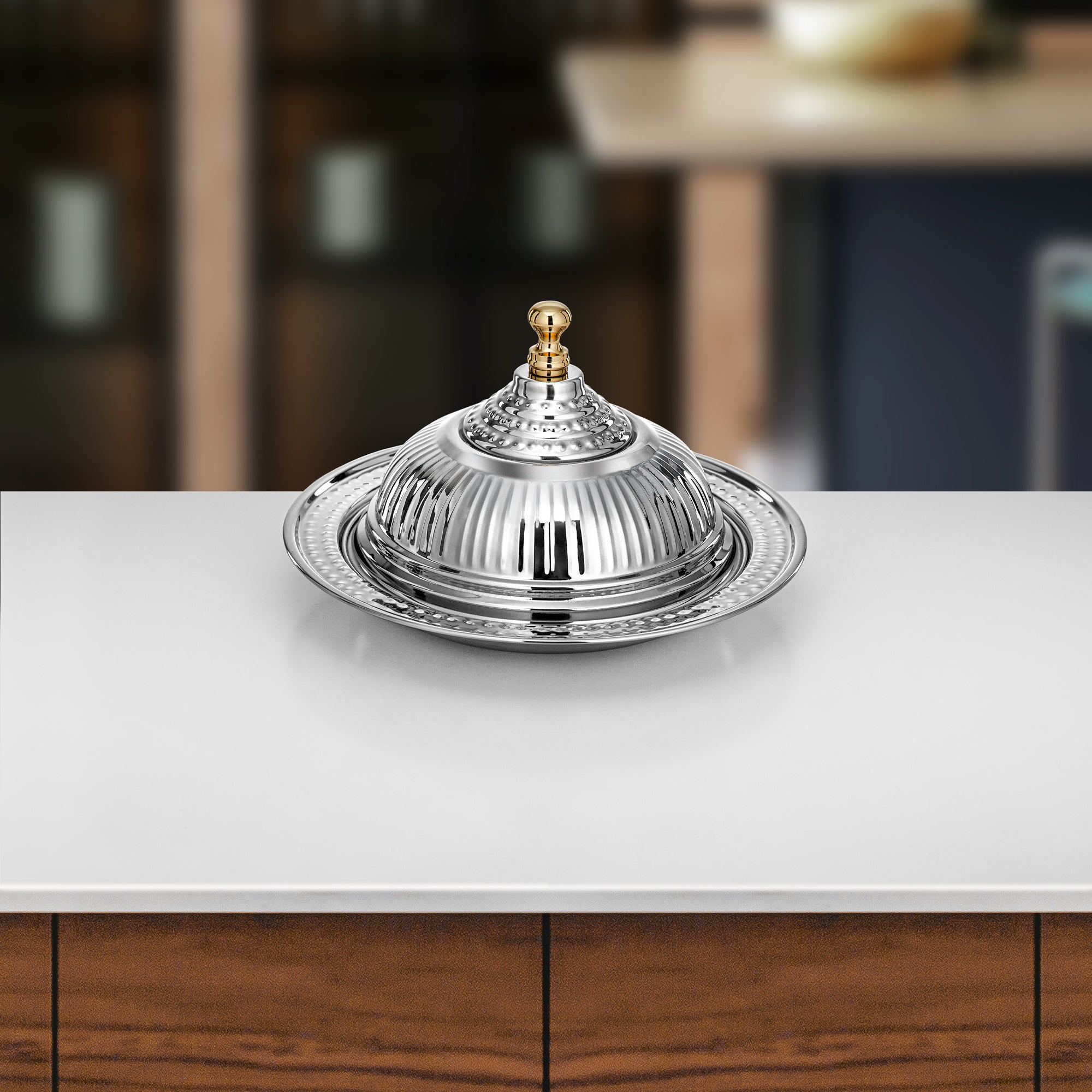 Almarjan Diwan Tray with Cover 30cm Silver